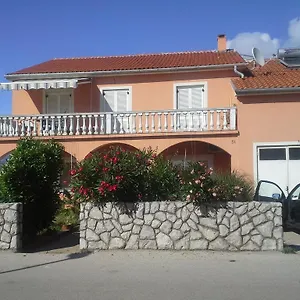 Matic Apartment Omišalj