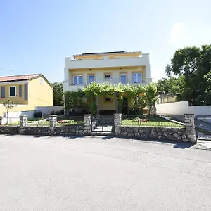 Rudy Apartment Jadranovo